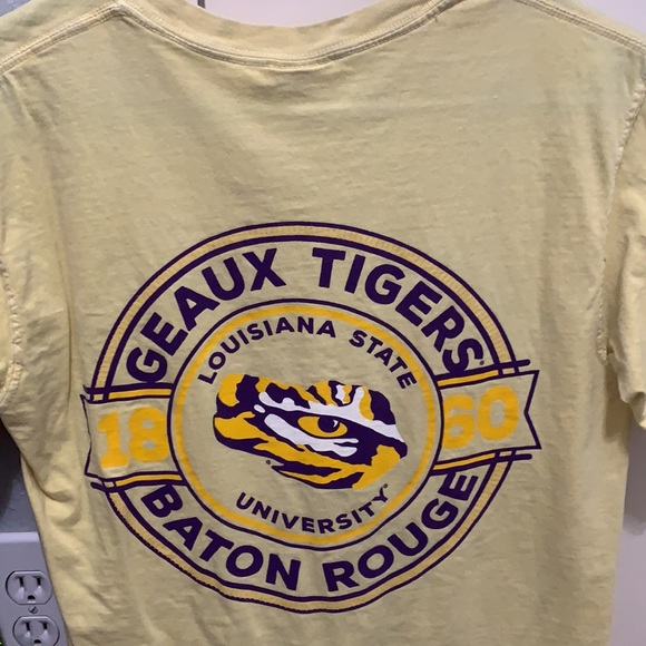 Comfort colors LSU tshirt!!!! - Picture 2 of 3